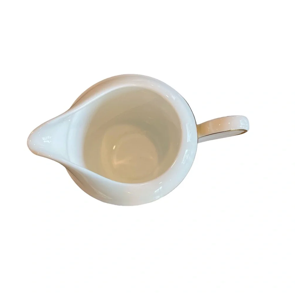 6pc Mary Kay Dinner Set - 40th Year Mary Kay Gold, Barbie Pink, and White. - Picture 11 of 13